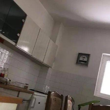 Apartman 2 - Double With Shared Bathroom 1 - 2